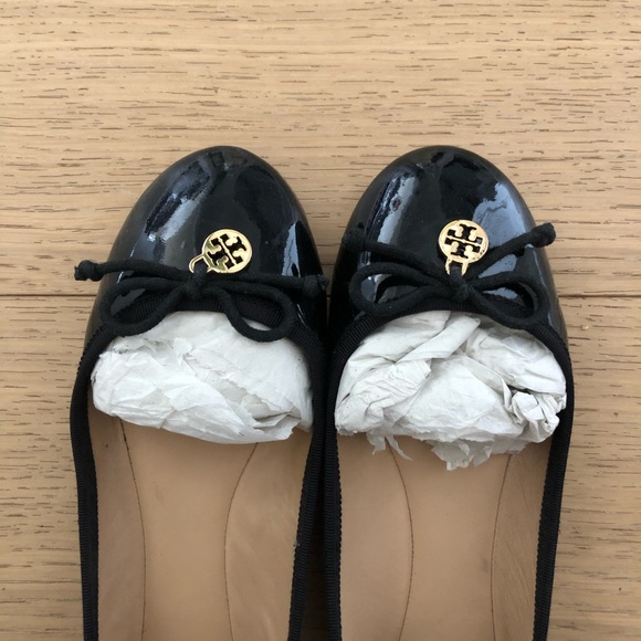 TORY BURCH Patent Leather Chelsea Ballet Flats - Picture 8 of 8